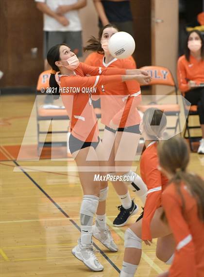 Thumbnail 1 in Palos Verdes @ Polytechnic (CIF-SS D2 Playoff) photogallery.