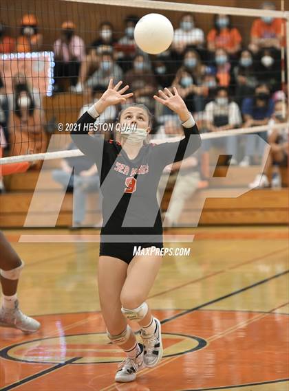 Thumbnail 1 in Palos Verdes @ Polytechnic (CIF-SS D2 Playoff) photogallery.