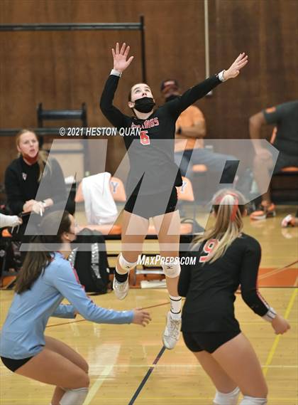Thumbnail 1 in Palos Verdes @ Polytechnic (CIF-SS D2 Playoff) photogallery.