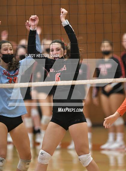 Thumbnail 2 in Palos Verdes @ Polytechnic (CIF-SS D2 Playoff) photogallery.