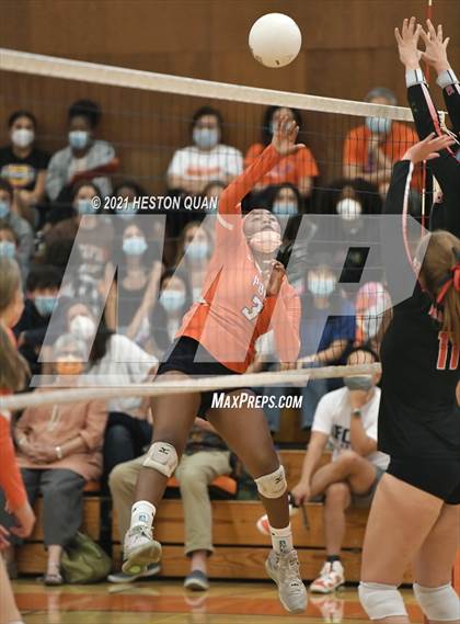 Thumbnail 2 in Palos Verdes @ Polytechnic (CIF-SS D2 Playoff) photogallery.