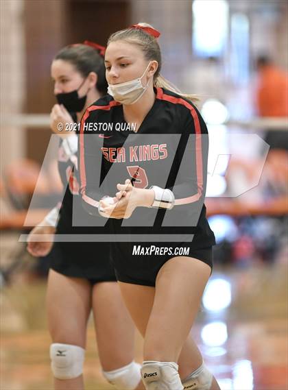 Thumbnail 1 in Palos Verdes @ Polytechnic (CIF-SS D2 Playoff) photogallery.