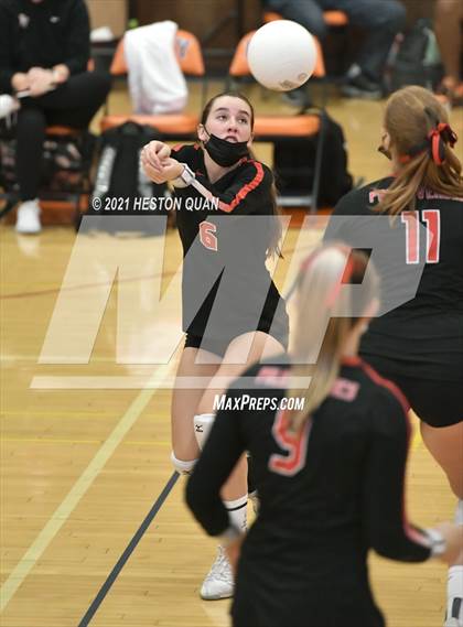 Thumbnail 3 in Palos Verdes @ Polytechnic (CIF-SS D2 Playoff) photogallery.
