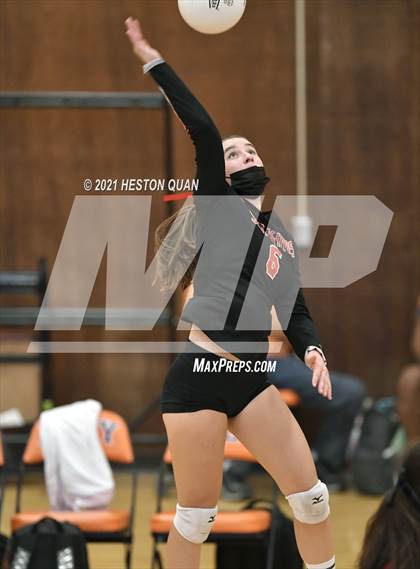 Thumbnail 3 in Palos Verdes @ Polytechnic (CIF-SS D2 Playoff) photogallery.