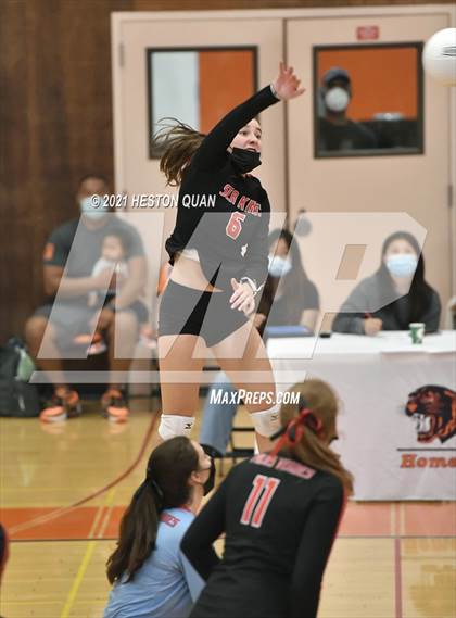 Thumbnail 1 in Palos Verdes @ Polytechnic (CIF-SS D2 Playoff) photogallery.