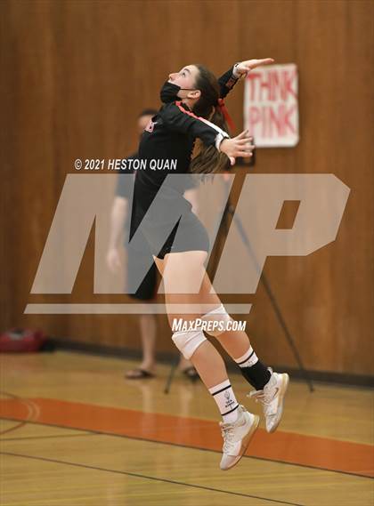 Thumbnail 1 in Palos Verdes @ Polytechnic (CIF-SS D2 Playoff) photogallery.
