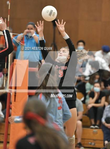 Thumbnail 1 in Palos Verdes @ Polytechnic (CIF-SS D2 Playoff) photogallery.