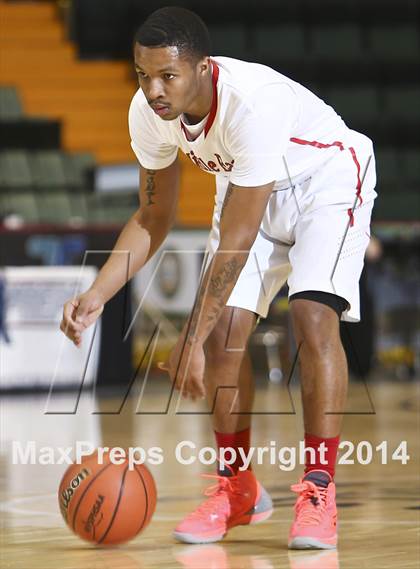 Thumbnail 2 in Friends Academy vs. Middle Early College (NYSPHSAA Class C Semifinal) photogallery.