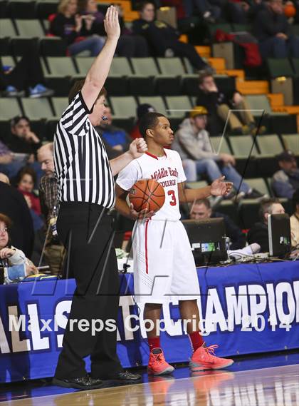 Thumbnail 2 in Friends Academy vs. Middle Early College (NYSPHSAA Class C Semifinal) photogallery.