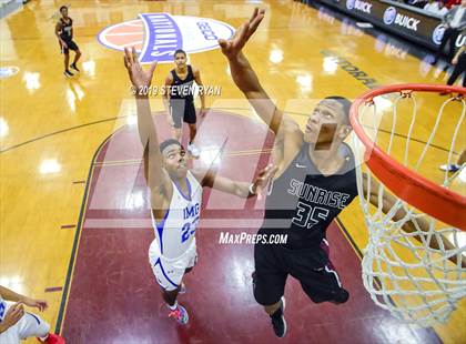 Thumbnail 2 in IMG Academy vs. Sunrise Christian (GEICO National Tournament Quarterfinal) photogallery.