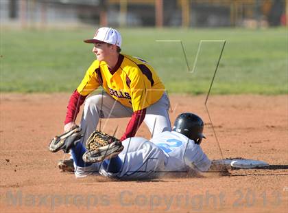 Thumbnail 2 in Bells vs Krum (Pottsboro Tournament) photogallery.