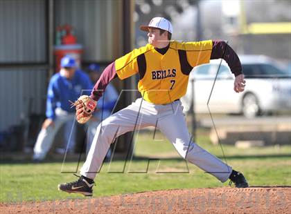 Thumbnail 1 in Bells vs Krum (Pottsboro Tournament) photogallery.
