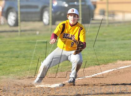 Thumbnail 1 in Bells vs Krum (Pottsboro Tournament) photogallery.