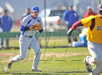 Thumbnail 1 in Bells vs Krum (Pottsboro Tournament) photogallery.