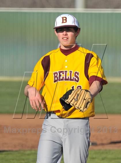 Thumbnail 2 in Bells vs Krum (Pottsboro Tournament) photogallery.