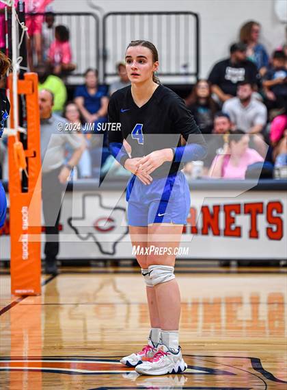 Thumbnail 2 in Mumford vs Milano (UIL Volleyball 2A D2 Bi-District) photogallery.