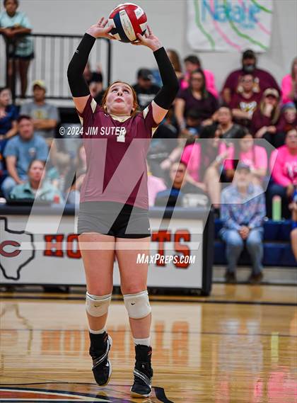 Thumbnail 3 in Mumford vs Milano (UIL Volleyball 2A D2 Bi-District) photogallery.
