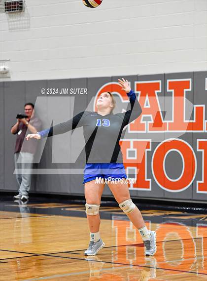 Thumbnail 1 in Mumford vs Milano (UIL Volleyball 2A D2 Bi-District) photogallery.