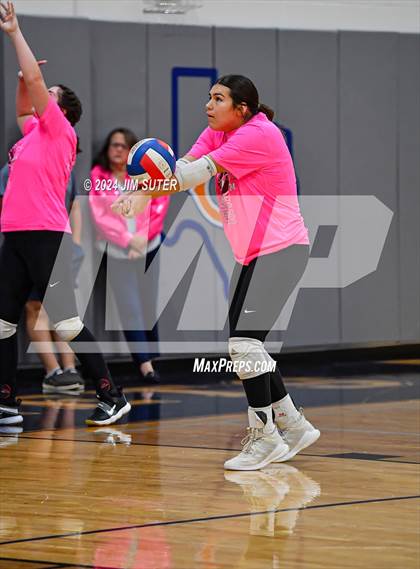 Thumbnail 2 in Mumford vs Milano (UIL Volleyball 2A D2 Bi-District) photogallery.
