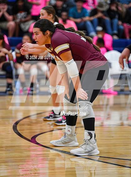 Thumbnail 2 in Mumford vs Milano (UIL Volleyball 2A D2 Bi-District) photogallery.
