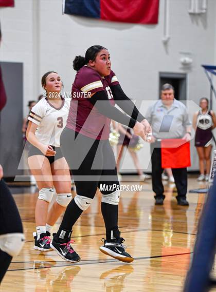 Thumbnail 1 in Mumford vs Milano (UIL Volleyball 2A D2 Bi-District) photogallery.