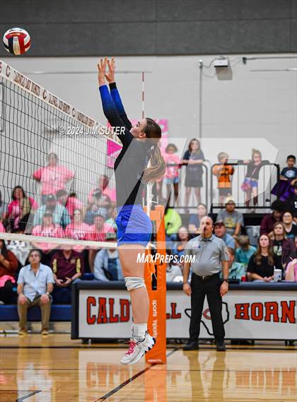 Thumbnail 1 in Mumford vs Milano (UIL Volleyball 2A D2 Bi-District) photogallery.