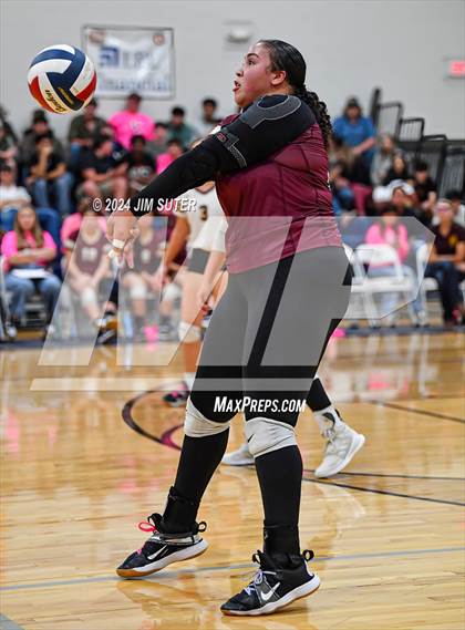 Thumbnail 1 in Mumford vs Milano (UIL Volleyball 2A D2 Bi-District) photogallery.