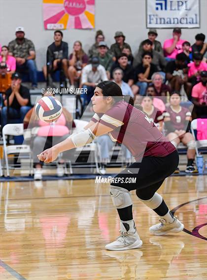 Thumbnail 3 in Mumford vs Milano (UIL Volleyball 2A D2 Bi-District) photogallery.