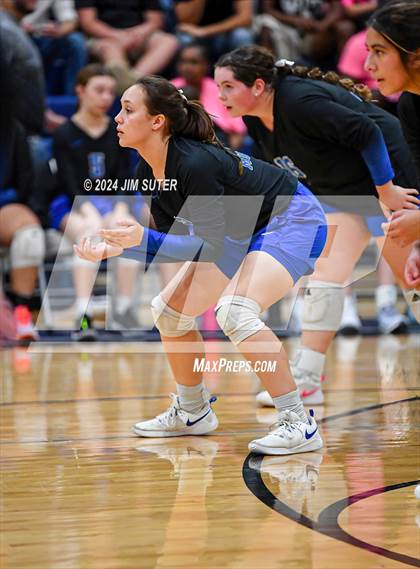 Thumbnail 2 in Mumford vs Milano (UIL Volleyball 2A D2 Bi-District) photogallery.