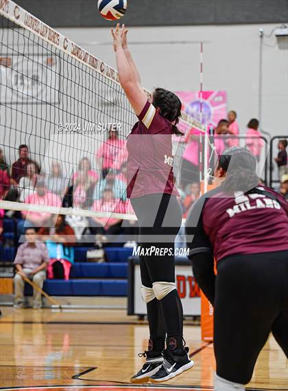 Thumbnail 3 in Mumford vs Milano (UIL Volleyball 2A D2 Bi-District) photogallery.