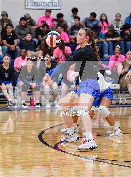 Thumbnail 2 in Mumford vs Milano (UIL Volleyball 2A D2 Bi-District) photogallery.