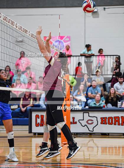 Thumbnail 3 in Mumford vs Milano (UIL Volleyball 2A D2 Bi-District) photogallery.