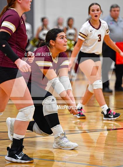 Thumbnail 2 in Mumford vs Milano (UIL Volleyball 2A D2 Bi-District) photogallery.