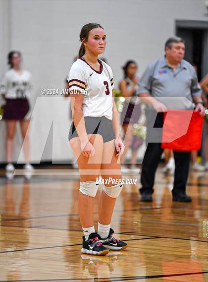 Thumbnail 1 in Mumford vs Milano (UIL Volleyball 2A D2 Bi-District) photogallery.