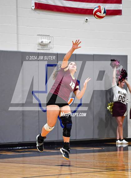 Thumbnail 3 in Mumford vs Milano (UIL Volleyball 2A D2 Bi-District) photogallery.