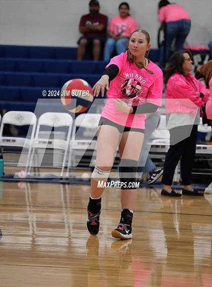 Thumbnail 3 in Mumford vs Milano (UIL Volleyball 2A D2 Bi-District) photogallery.