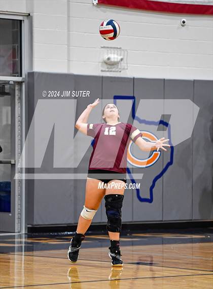 Thumbnail 1 in Mumford vs Milano (UIL Volleyball 2A D2 Bi-District) photogallery.
