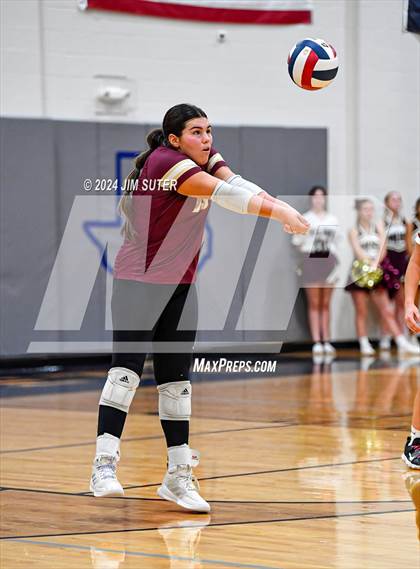 Thumbnail 2 in Mumford vs Milano (UIL Volleyball 2A D2 Bi-District) photogallery.