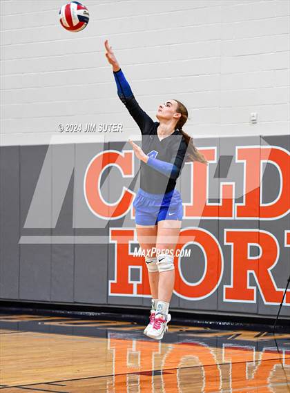 Thumbnail 2 in Mumford vs Milano (UIL Volleyball 2A D2 Bi-District) photogallery.
