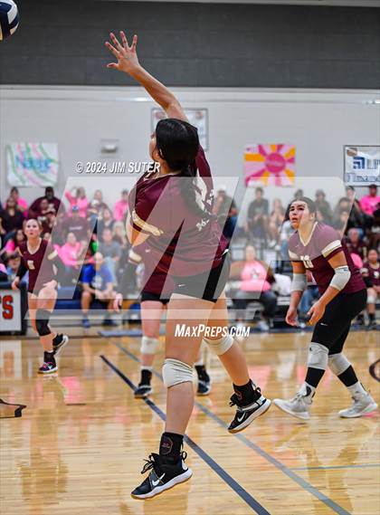 Thumbnail 1 in Mumford vs Milano (UIL Volleyball 2A D2 Bi-District) photogallery.