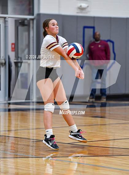 Thumbnail 1 in Mumford vs Milano (UIL Volleyball 2A D2 Bi-District) photogallery.