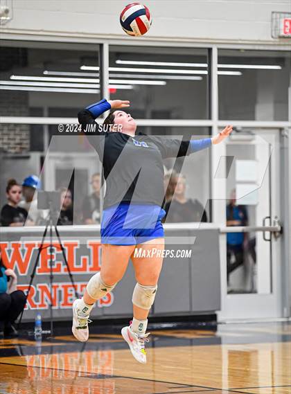 Thumbnail 2 in Mumford vs Milano (UIL Volleyball 2A D2 Bi-District) photogallery.
