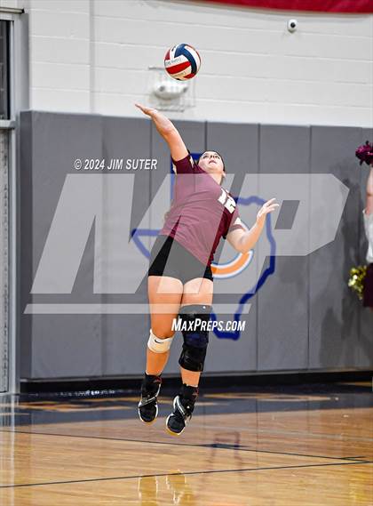 Thumbnail 2 in Mumford vs Milano (UIL Volleyball 2A D2 Bi-District) photogallery.