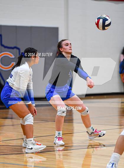 Thumbnail 1 in Mumford vs Milano (UIL Volleyball 2A D2 Bi-District) photogallery.