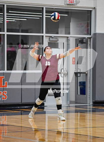 Thumbnail 1 in Mumford vs Milano (UIL Volleyball 2A D2 Bi-District) photogallery.
