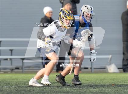 Thumbnail 2 in Bellevue vs Seattle Prep (Space Needle Shootout) photogallery.