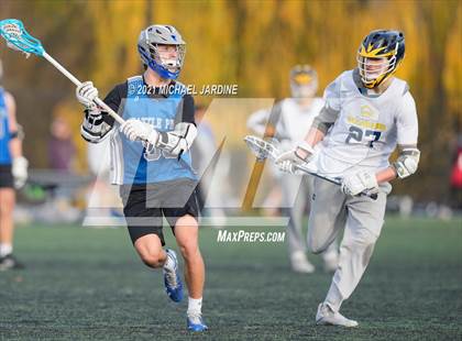 Thumbnail 3 in Bellevue vs Seattle Prep (Space Needle Shootout) photogallery.