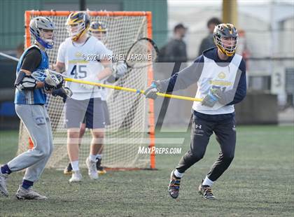 Thumbnail 1 in Bellevue vs Seattle Prep (Space Needle Shootout) photogallery.