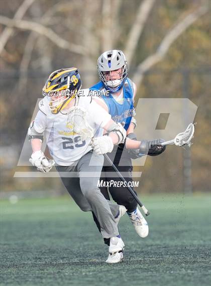 Thumbnail 2 in Bellevue vs Seattle Prep (Space Needle Shootout) photogallery.