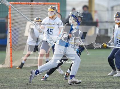 Thumbnail 1 in Bellevue vs Seattle Prep (Space Needle Shootout) photogallery.